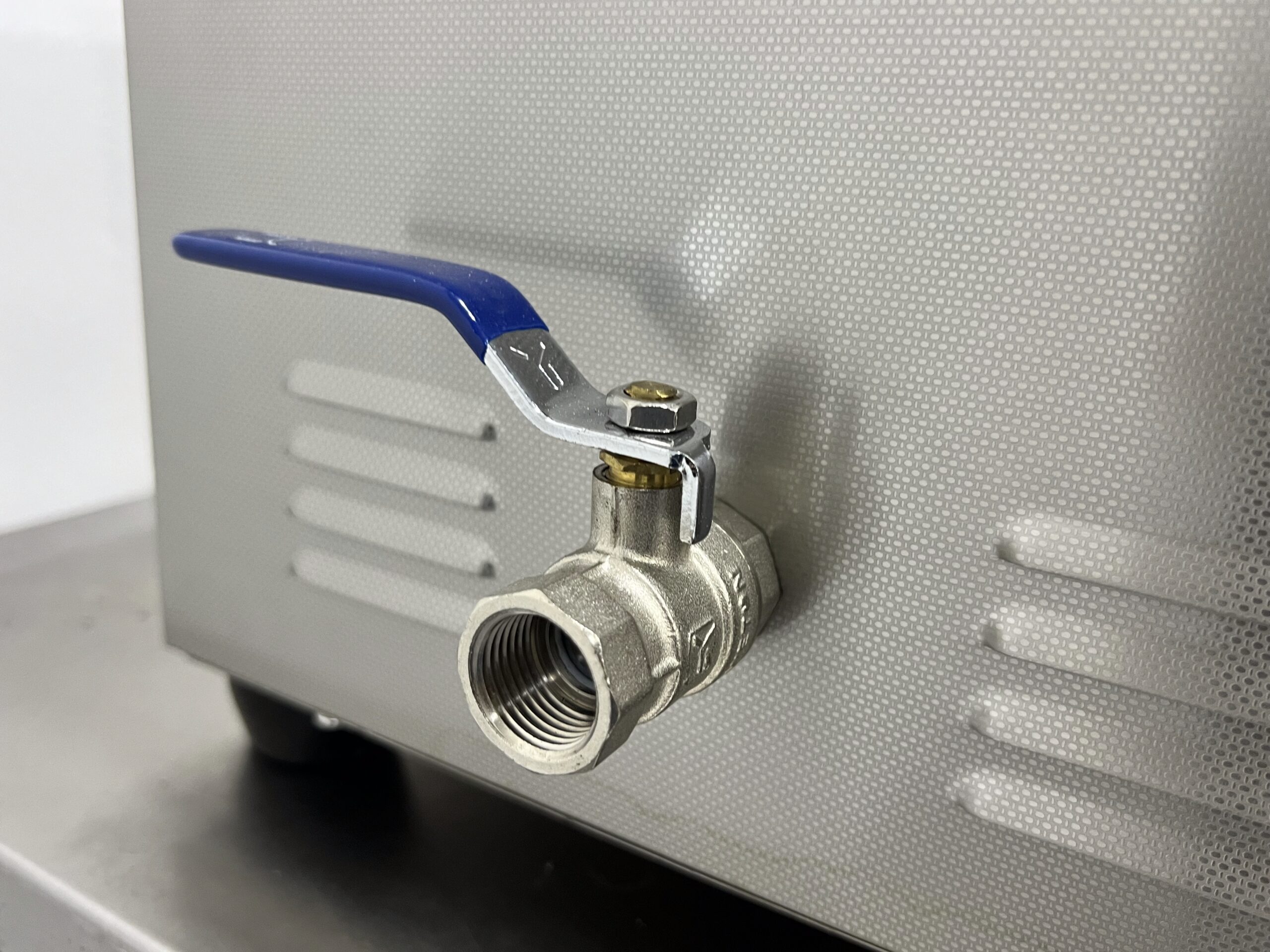 4.Easy-releaseDrainValve